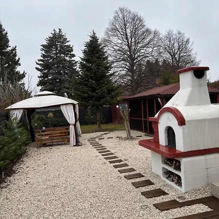 Edeskettes Wellness Holiday home *